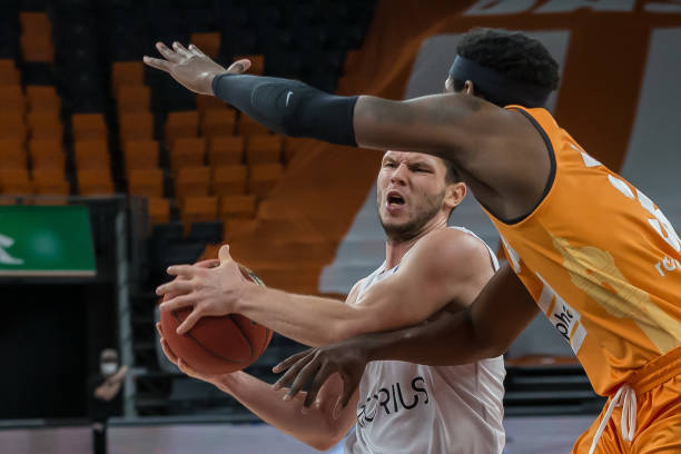 在创造历史 在创造历史