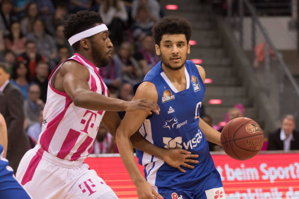 场上尤为珍 场上尤为珍